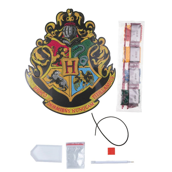 "Hogwarts Crest" Harry Potter Wooden Hanging Decoration Content