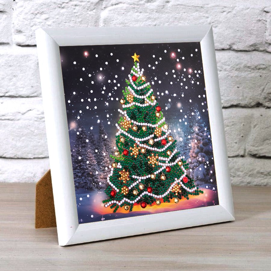 "Festive Fir" Crystal Art Card 18x18cm