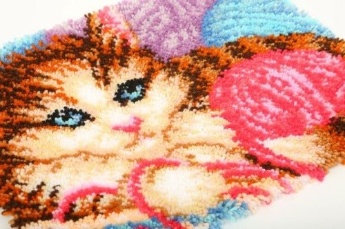 "Playful Cat" Latch Hook Rug Kit 48*64cm