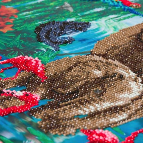 Jungle gathering crystal art canvas kit close up