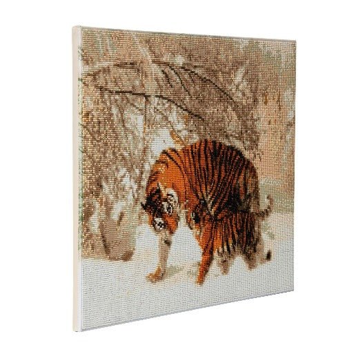 "Winter Tigers" Framed Crystal Art Kit 40x50cm