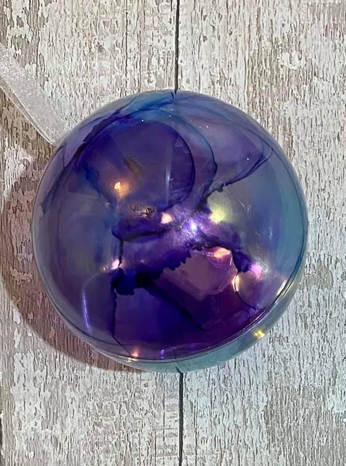 Set of 5 Clear Hanging Baubles - 8cm