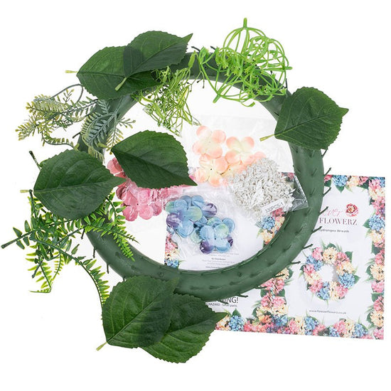 Hydrangea Forever Flowerz wreath contents